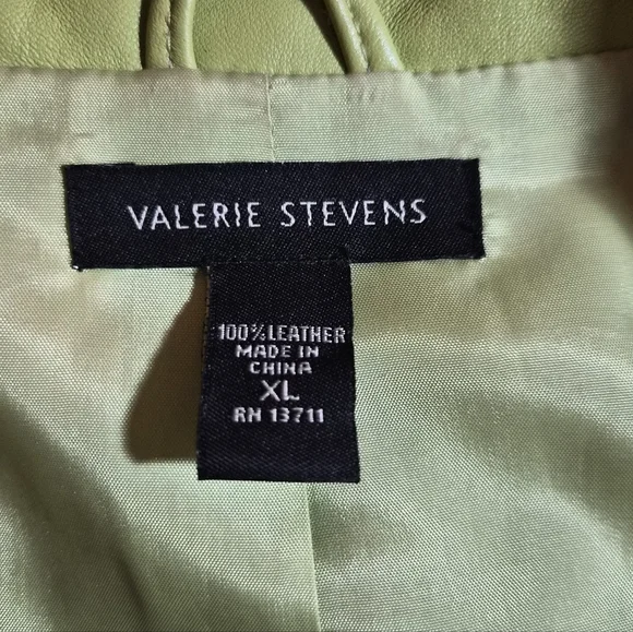 ​Valerie Stevens 100% Leather Moto Jacket - Pear Green - XL - Picture 2 of 9